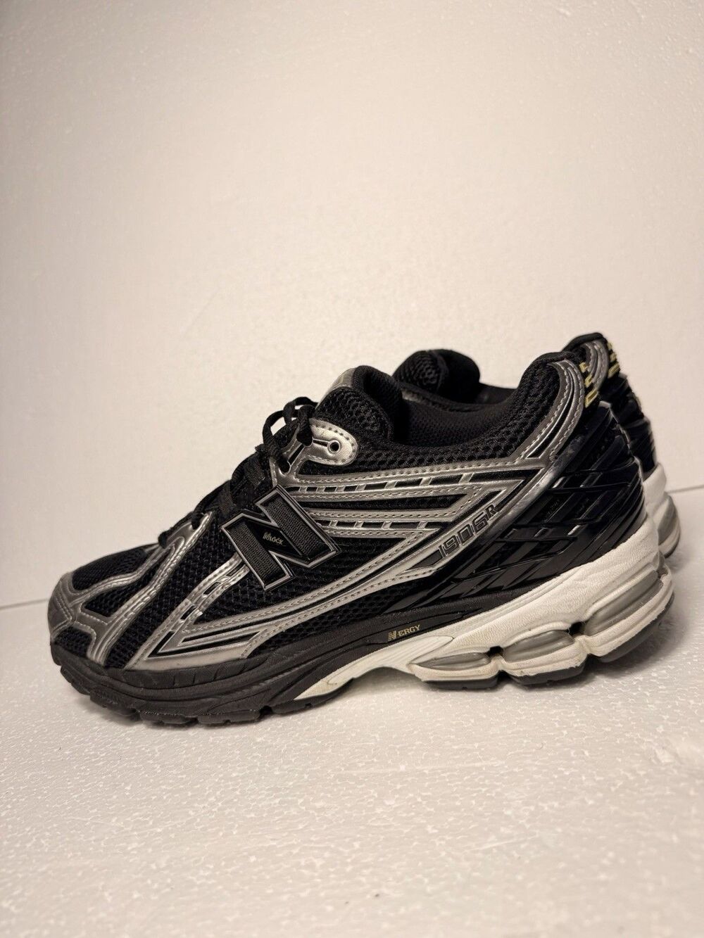 New Balance 1906R Black Metallic Silver Running Shoes U1906RCF Men Size 10.5